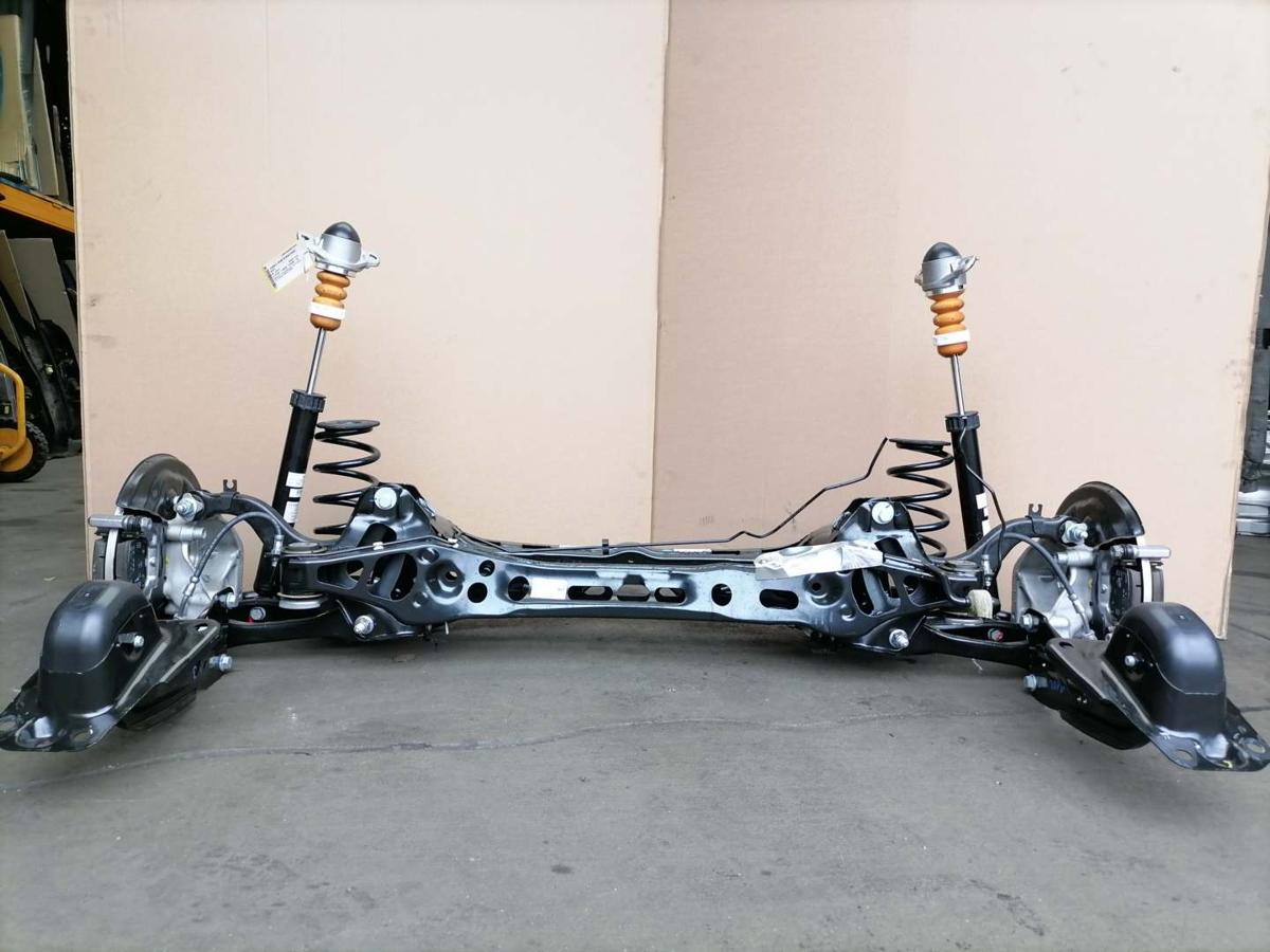 VW Passat B9 original Hinterachse Komplett mit Achsschenkel und Lenker 2,0TDI 110KW Bj.2024